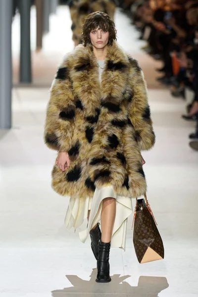 Look 41